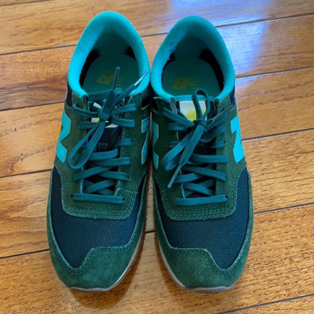 SOLD New Balance Sneakers